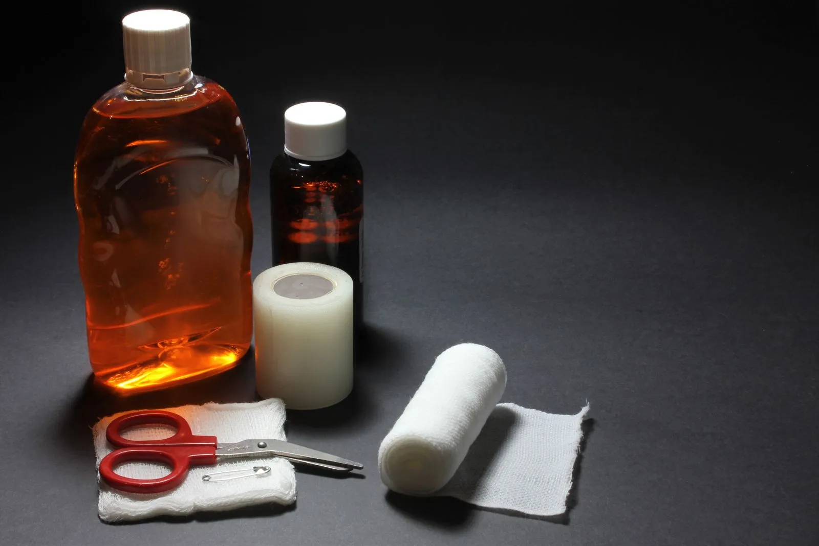 Building a Useful Home First Aid Kit